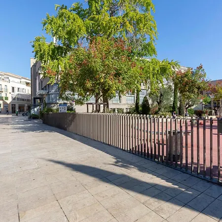 Σπίτι διακοπών Authentic Townhouse Steps From The & Market Αντίμπ