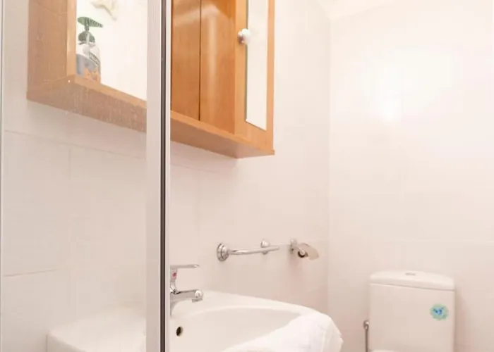 Σπίτι διακοπών Authentic Townhouse Steps From The & Market